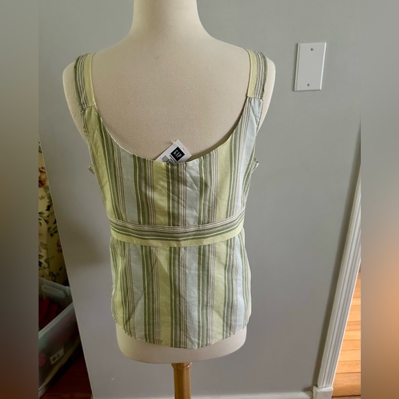 Gap, cross over stripe tank Size L, NWT. - Picture 3 of 3